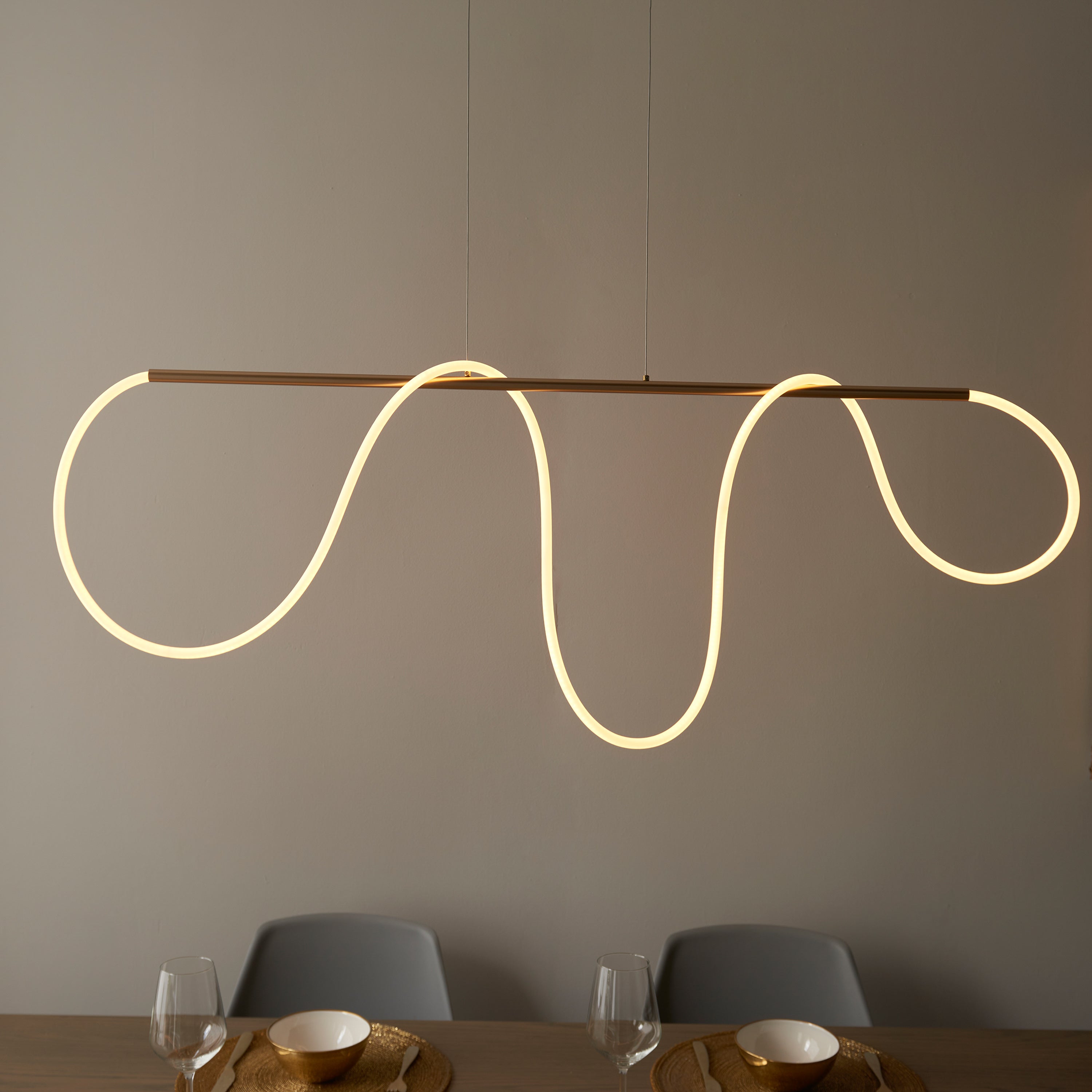 Apollo Curly Bar Gold Pendant Light
